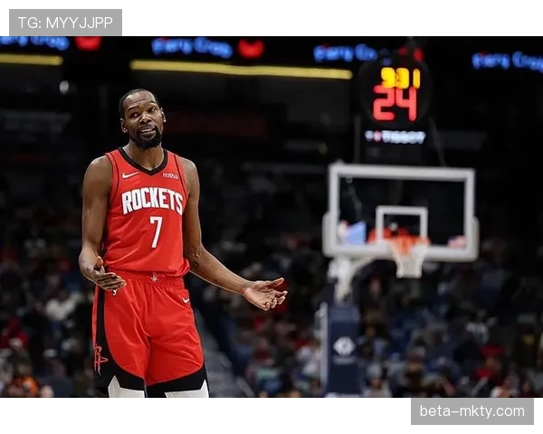 布克与杜兰特得分王直接对决,两大核心外线投射能力成为本月关注焦点