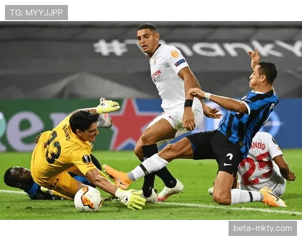 奥维耶多防守组织:低位防线应对塞维利亚边路渗透